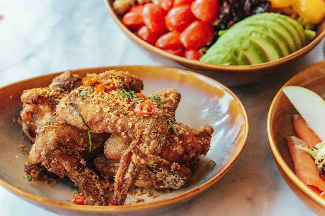 为什么这家帝都爆火餐吧的秋日大餐能让人如此上头?|TO探店休闲区蓝鸢梦想 - Www.slyday.coM 为什么这家帝都爆火餐吧的秋日大餐能让人如此上头?|TO探店休闲区蓝鸢梦想 - Www.slyday.coM