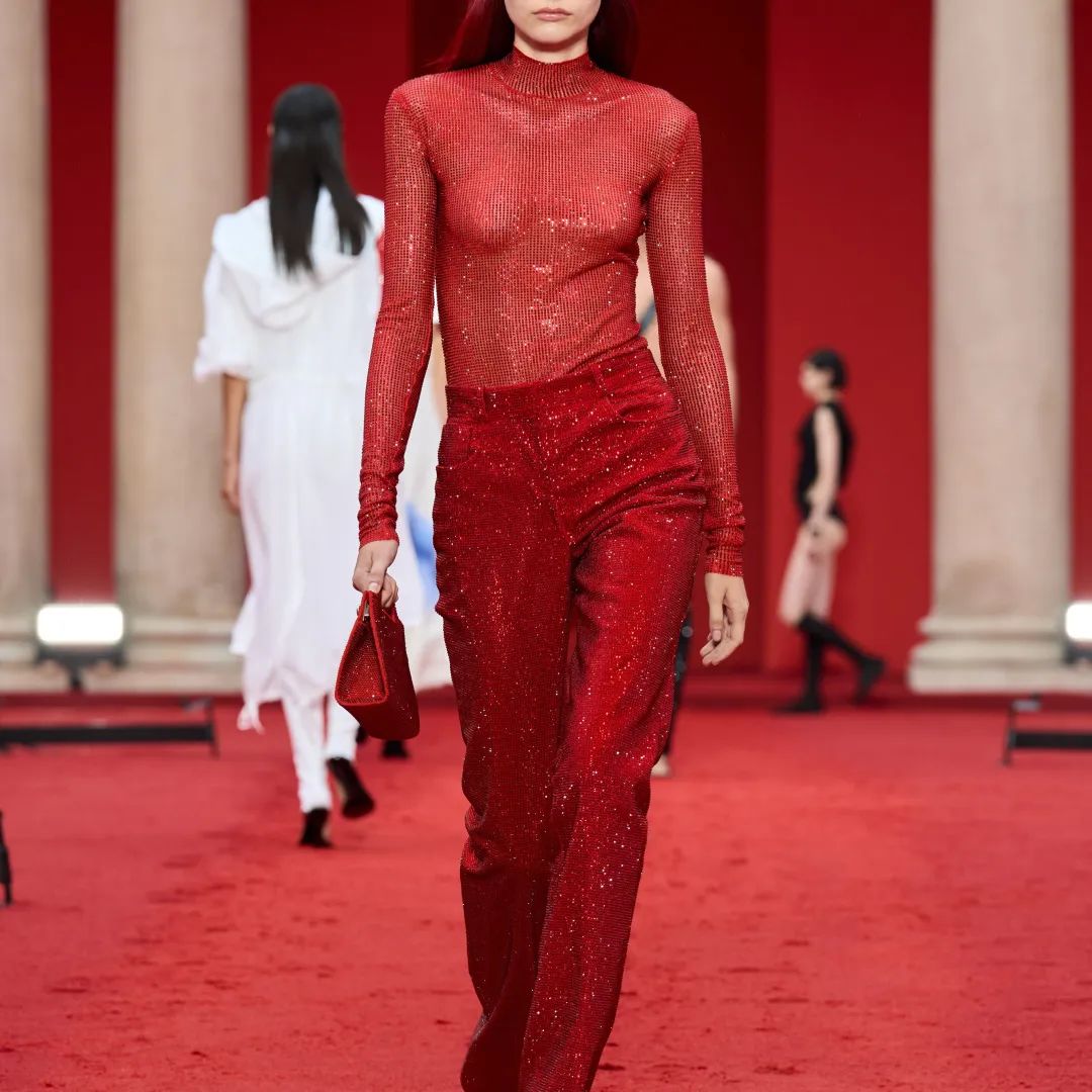 2023年春夏什么样的鞋、包会流行,米兰时装周都已经告诉你了!休闲区蓝鸢梦想 - Www.slyday.coM 2023年春夏什么样的鞋、包会流行,米兰时装周都已经告诉你了!休闲区蓝鸢梦想 - Www.slyday.coM