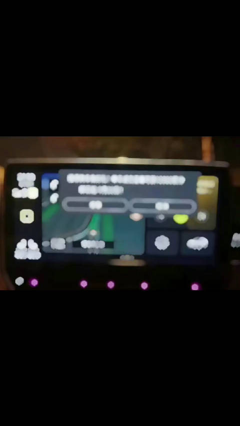 近日，一汽·大众ID.6 CROZZ车载导航突现弹窗“广告”……