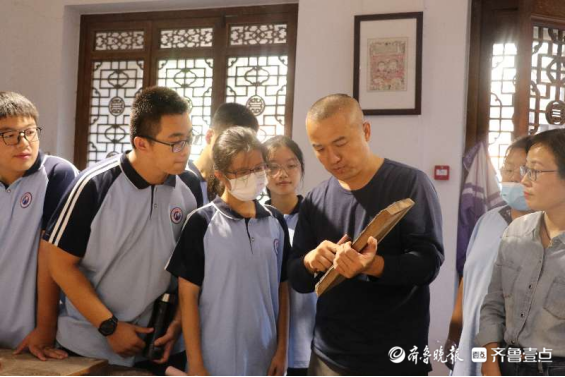 领略传统文化之美——聊城四中开启木版年画研学之旅休闲区蓝鸢梦想 - Www.slyday.coM 领略传统文化之美——聊城四中开启木版年画研学之旅休闲区蓝鸢梦想 - Www.slyday.coM