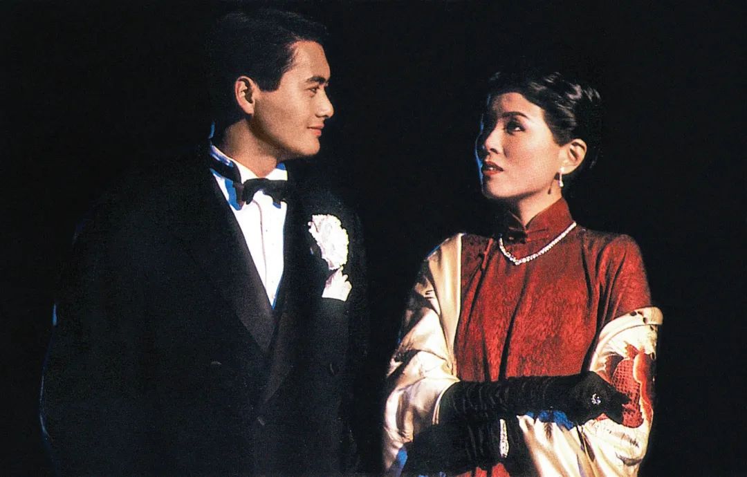 张爱玲:我们经过了许多变故,还没有对人类失去信心休闲区蓝鸢梦想 - Www.slyday.coM 张爱玲:我们经过了许多变故,还没有对人类失去信心休闲区蓝鸢梦想 - Www.slyday.coM