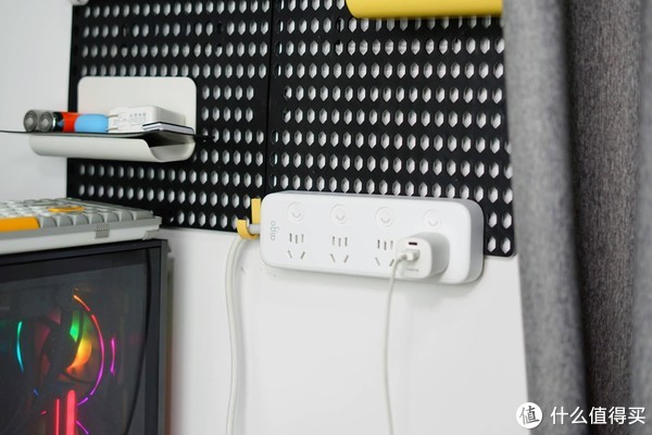 二十多的插线板能买吗?aigo 插线板拆解评测:物有所值不会踩雷休闲区蓝鸢梦想 - Www.slyday.coM 二十多的插线板能买吗?aigo 插线板拆解评测:物有所值不会踩雷休闲区蓝鸢梦想 - Www.slyday.coM