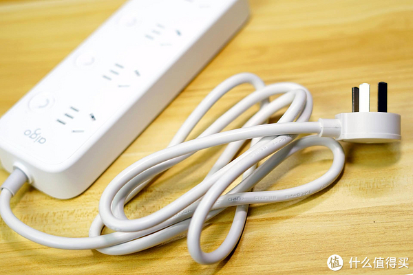 二十多的插线板能买吗?aigo 插线板拆解评测:物有所值不会踩雷休闲区蓝鸢梦想 - Www.slyday.coM 二十多的插线板能买吗?aigo 插线板拆解评测:物有所值不会踩雷休闲区蓝鸢梦想 - Www.slyday.coM
