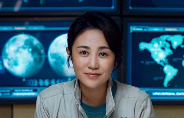 国庆档票房变化:业内预测《万里归途》破20亿,张译有望反超马丽休闲区蓝鸢梦想 - Www.slyday.coM 国庆档票房变化:业内预测《万里归途》破20亿,张译有望反超马丽休闲区蓝鸢梦想 - Www.slyday.coM