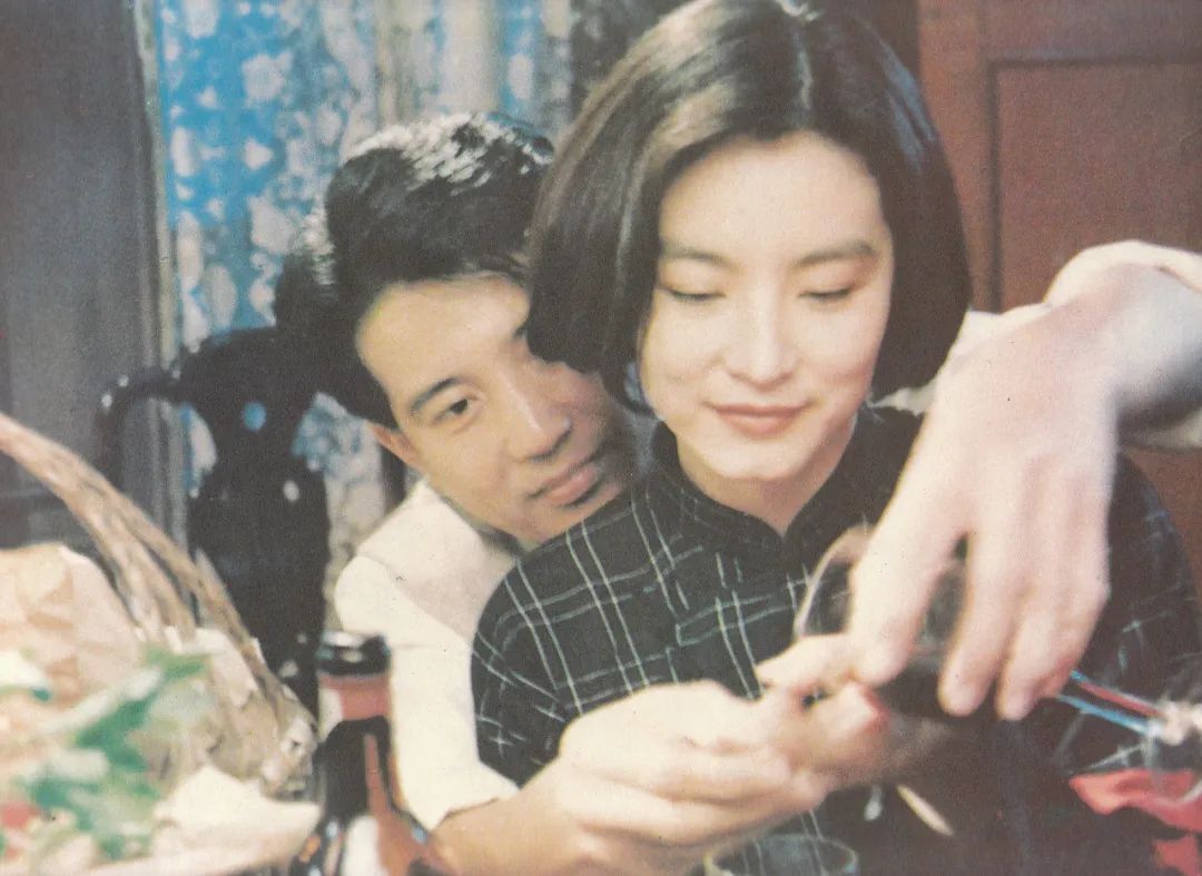 张爱玲:我们经过了许多变故,还没有对人类失去信心休闲区蓝鸢梦想 - Www.slyday.coM 张爱玲:我们经过了许多变故,还没有对人类失去信心休闲区蓝鸢梦想 - Www.slyday.coM