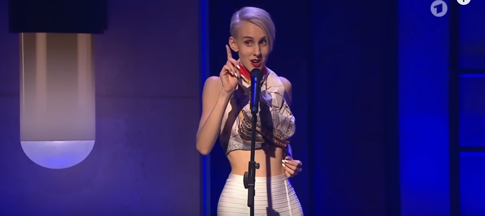 地狱笑话,“德国人看哭了”休闲区蓝鸢梦想 - Www.slyday.coM 地狱笑话,“德国人看哭了”休闲区蓝鸢梦想 - Www.slyday.coM