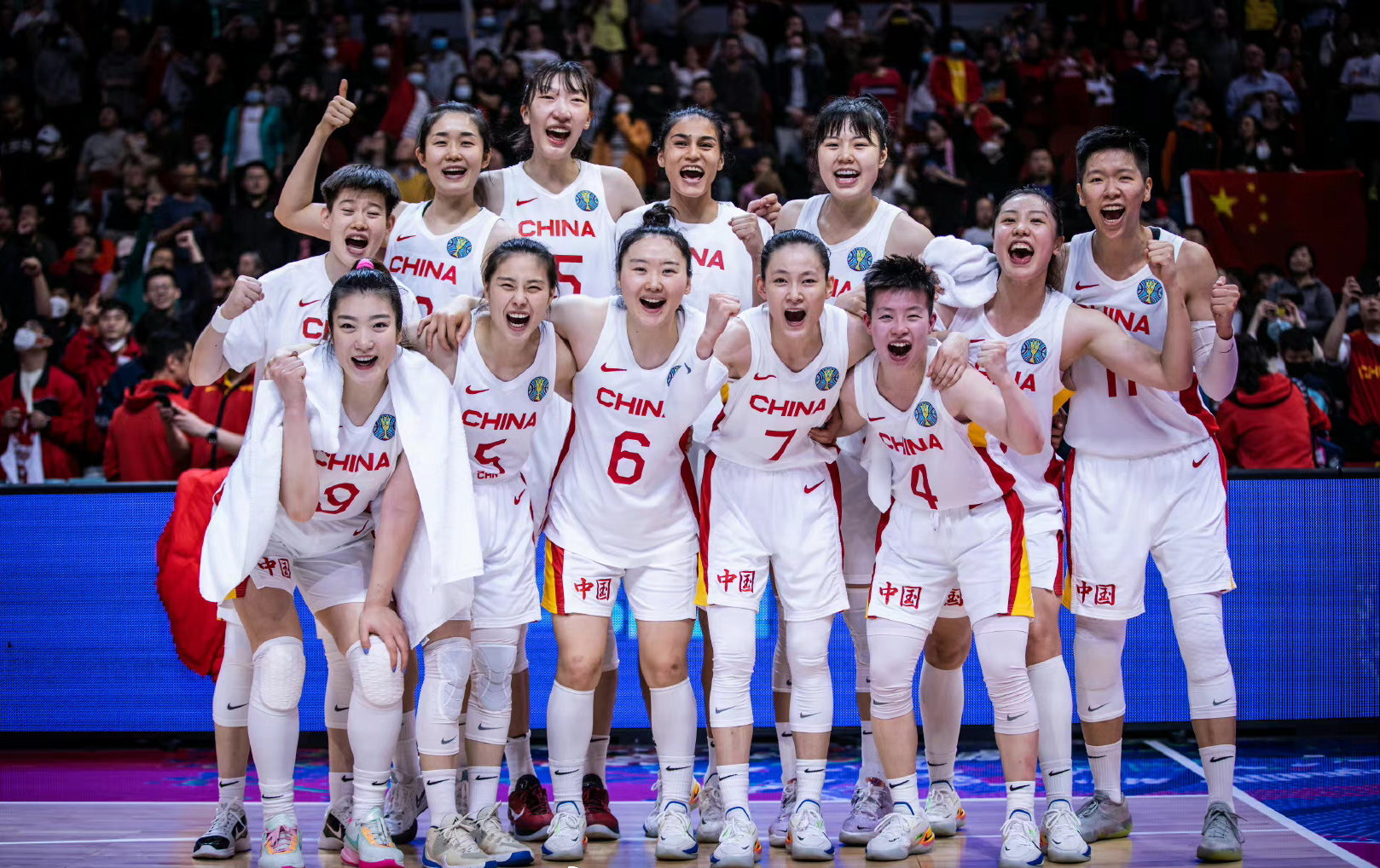 【图集】杭州亚运会女篮决赛，中国女篮战胜日本女篮夺冠！