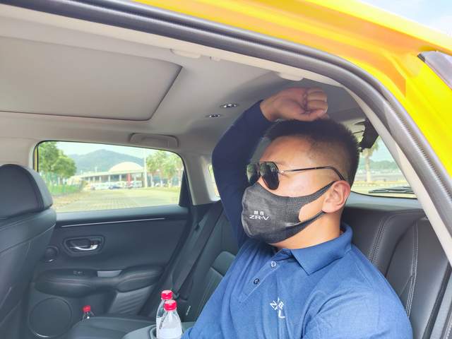 为啥00后更愿意买ZR休闲区蓝鸢梦想 - Www.slyday.coM 为啥00后更愿意买ZR休闲区蓝鸢梦想 - Www.slyday.coM