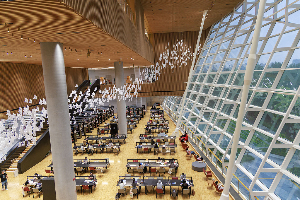 【图集】上海图书馆东馆开馆：国内单体建筑面积最大的“智慧书房”