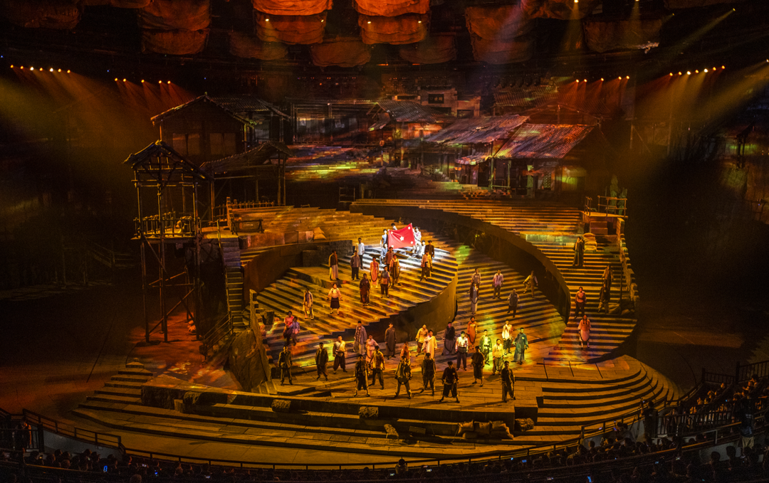 我们的节日 ∣ 大型红色舞台剧《重庆·1949》国庆期间推出五折学生福利休闲区蓝鸢梦想 - Www.slyday.coM 我们的节日 ∣ 大型红色舞台剧《重庆·1949》国庆期间推出五折学生福利休闲区蓝鸢梦想 - Www.slyday.coM