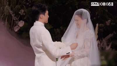 这磕了30年的糖!张智霖袁咏仪“披荆斩棘”补办婚礼休闲区蓝鸢梦想 - Www.slyday.coM 这磕了30年的糖!张智霖袁咏仪“披荆斩棘”补办婚礼休闲区蓝鸢梦想 - Www.slyday.coM