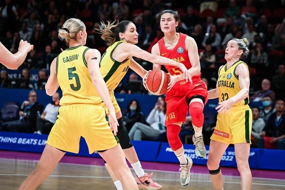 罚球绝杀!中国女篮61比59战胜澳大利亚挺进世界杯决赛休闲区蓝鸢梦想 - Www.slyday.coM 罚球绝杀!中国女篮61比59战胜澳大利亚挺进世界杯决赛休闲区蓝鸢梦想 - Www.slyday.coM