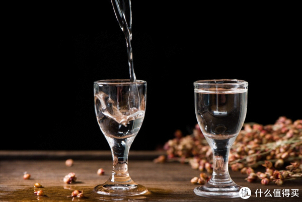 国庆聚会应酬多怎么办?建议这3个环节要做好,喝多了也不难受休闲区蓝鸢梦想 - Www.slyday.coM 国庆聚会应酬多怎么办?建议这3个环节要做好,喝多了也不难受休闲区蓝鸢梦想 - Www.slyday.coM