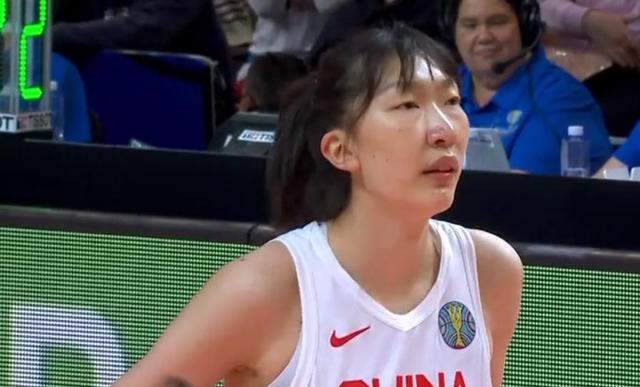 中国女篮奇兵爆发单节9分,半场落后10分,韩旭6分金维娜命中三分休闲区蓝鸢梦想 - Www.slyday.coM 中国女篮奇兵爆发单节9分,半场落后10分,韩旭6分金维娜命中三分休闲区蓝鸢梦想 - Www.slyday.coM