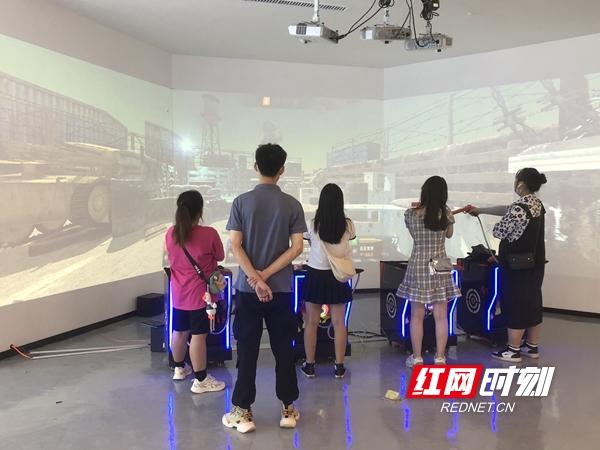 击剑、网球、攀岩、定向越野……邵阳这个新晋网红打卡基地也太炫酷了吧休闲区蓝鸢梦想 - Www.slyday.coM 击剑、网球、攀岩、定向越野……邵阳这个新晋网红打卡基地也太炫酷了吧休闲区蓝鸢梦想 - Www.slyday.coM