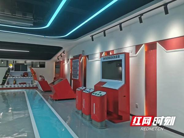 击剑、网球、攀岩、定向越野……邵阳这个新晋网红打卡基地也太炫酷了吧休闲区蓝鸢梦想 - Www.slyday.coM 击剑、网球、攀岩、定向越野……邵阳这个新晋网红打卡基地也太炫酷了吧休闲区蓝鸢梦想 - Www.slyday.coM