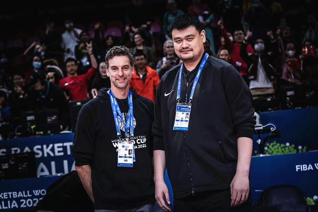 中国女篮获世界杯亚军,李梦举动很暖心!郑薇当选世界杯最佳教练休闲区蓝鸢梦想 - Www.slyday.coM 中国女篮获世界杯亚军,李梦举动很暖心!郑薇当选世界杯最佳教练休闲区蓝鸢梦想 - Www.slyday.coM