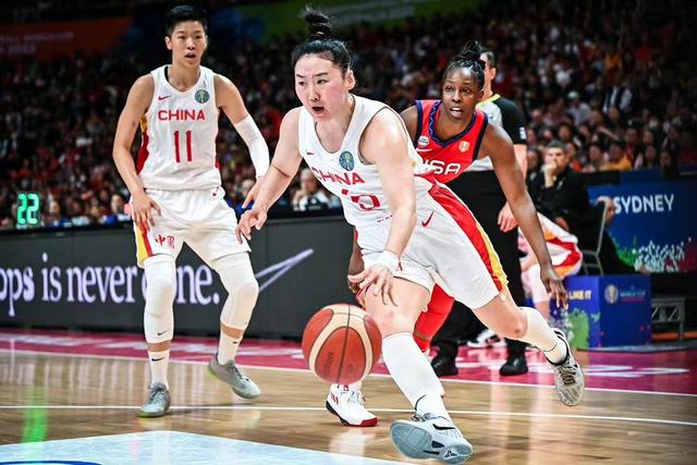 中国女篮获世界杯亚军,李梦举动很暖心!郑薇当选世界杯最佳教练休闲区蓝鸢梦想 - Www.slyday.coM 中国女篮获世界杯亚军,李梦举动很暖心!郑薇当选世界杯最佳教练休闲区蓝鸢梦想 - Www.slyday.coM