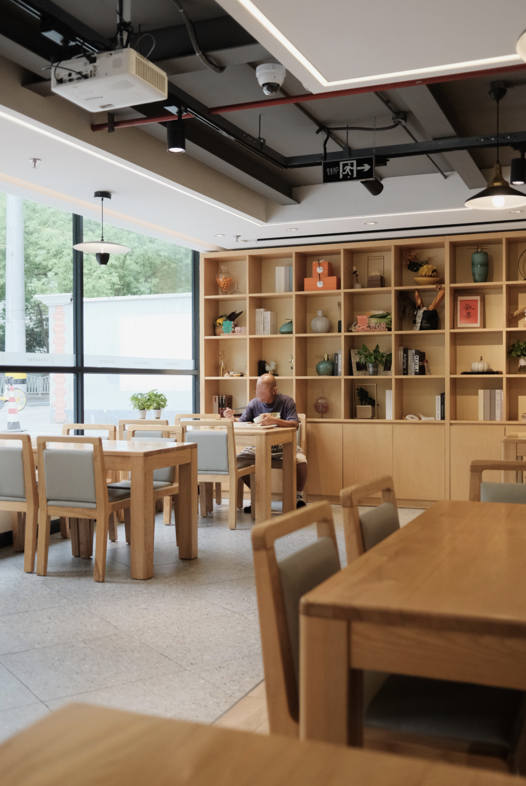 为什么上海的长者食堂越来越多了休闲区蓝鸢梦想 - Www.slyday.coM 为什么上海的长者食堂越来越多了休闲区蓝鸢梦想 - Www.slyday.coM