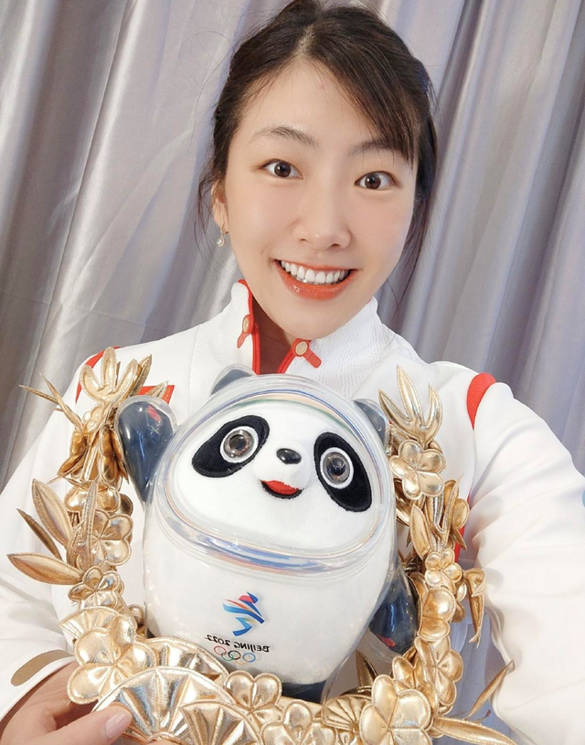 奥运冠军徐梦桃办梦幻婚礼,婚礼现场画面曝光,22名明星送祝福休闲区蓝鸢梦想 - Www.slyday.coM 奥运冠军徐梦桃办梦幻婚礼,婚礼现场画面曝光,22名明星送祝福休闲区蓝鸢梦想 - Www.slyday.coM