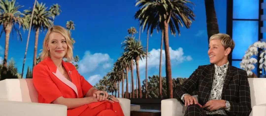 小鹿:“做最娘们的脱口秀演员”休闲区蓝鸢梦想 - Www.slyday.coM 小鹿:“做最娘们的脱口秀演员”休闲区蓝鸢梦想 - Www.slyday.coM