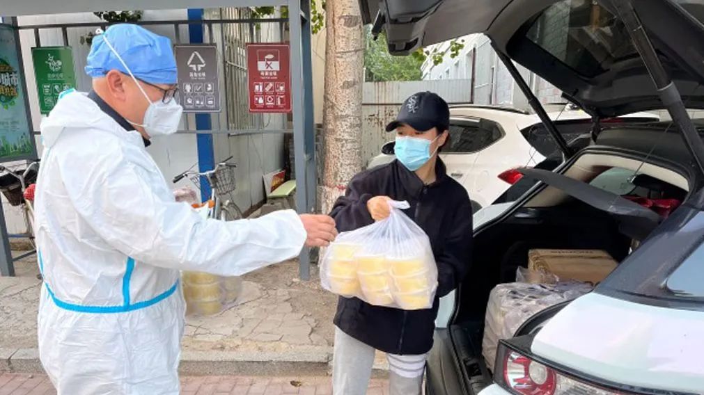 长一次转运开了10个小时车,她真的很拼!插图1 长一次转运开了10个小时车,她真的很拼!插图1