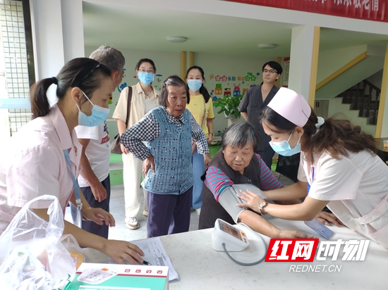 永定区:“我们生活在这里真是太幸福了!”休闲区蓝鸢梦想 - Www.slyday.coM 永定区:“我们生活在这里真是太幸福了!”休闲区蓝鸢梦想 - Www.slyday.coM