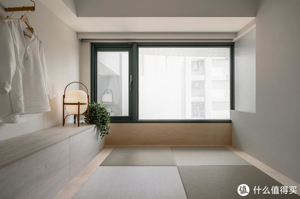 不要客厅,不要沙发茶几,这对夫妻的家,成了装修界的教科书休闲区蓝鸢梦想 - Www.slyday.coM 不要客厅,不要沙发茶几,这对夫妻的家,成了装修界的教科书休闲区蓝鸢梦想 - Www.slyday.coM