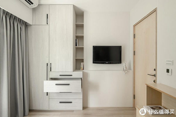 不要客厅,不要沙发茶几,这对夫妻的家,成了装修界的教科书休闲区蓝鸢梦想 - Www.slyday.coM 不要客厅,不要沙发茶几,这对夫妻的家,成了装修界的教科书休闲区蓝鸢梦想 - Www.slyday.coM