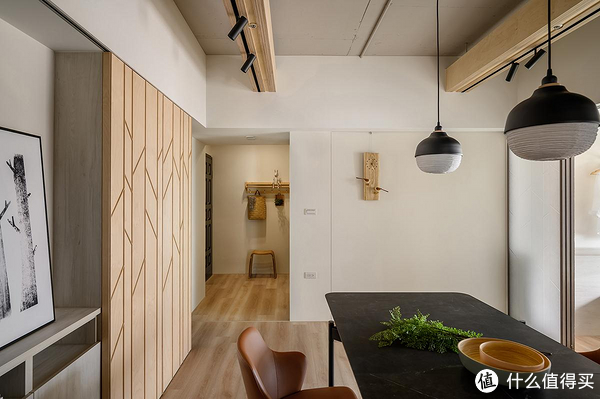 不要客厅,不要沙发茶几,这对夫妻的家,成了装修界的教科书休闲区蓝鸢梦想 - Www.slyday.coM 不要客厅,不要沙发茶几,这对夫妻的家,成了装修界的教科书休闲区蓝鸢梦想 - Www.slyday.coM