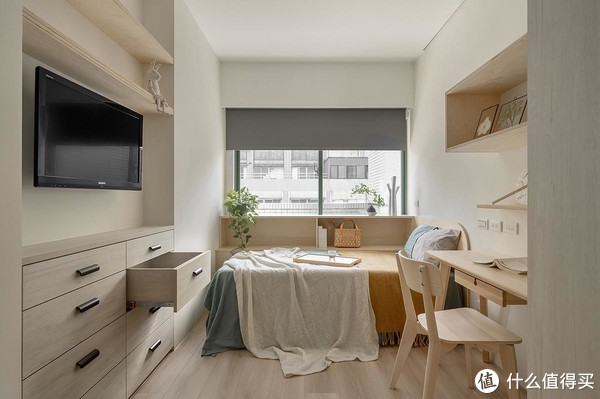 不要客厅,不要沙发茶几,这对夫妻的家,成了装修界的教科书休闲区蓝鸢梦想 - Www.slyday.coM 不要客厅,不要沙发茶几,这对夫妻的家,成了装修界的教科书休闲区蓝鸢梦想 - Www.slyday.coM