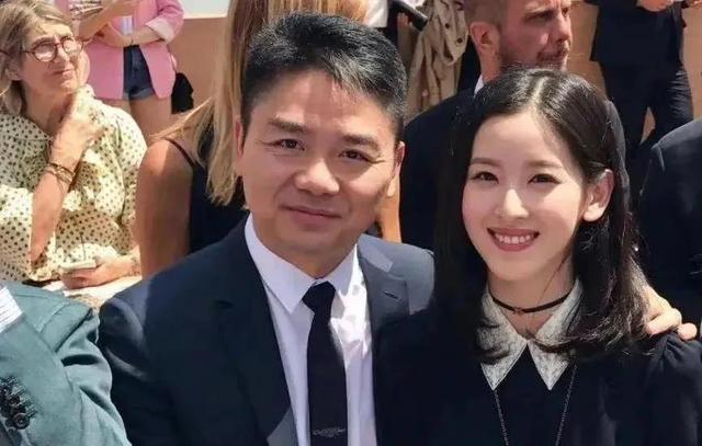 章泽天原谅刘强东,一句“人生总有风雨,时间永远向前”,大格局休闲区蓝鸢梦想 - Www.slyday.coM 章泽天原谅刘强东,一句“人生总有风雨,时间永远向前”,大格局休闲区蓝鸢梦想 - Www.slyday.coM