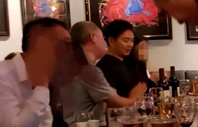 刘强东明州案宣布和解!本人致歉并官宣二胎喜讯,称会守护好家庭休闲区蓝鸢梦想 - Www.slyday.coM 刘强东明州案宣布和解!本人致歉并官宣二胎喜讯,称会守护好家庭休闲区蓝鸢梦想 - Www.slyday.coM