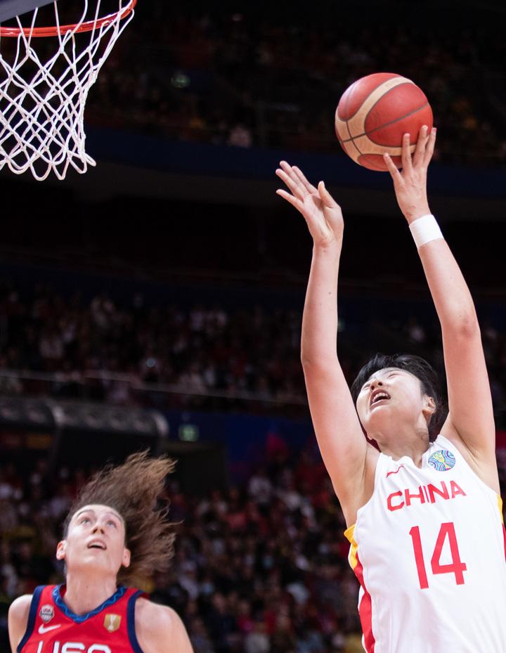 我们为什么爱中国女篮:在姑娘们身上,我们看到大多数普通人走向成功的样子休闲区蓝鸢梦想 - Www.slyday.coM 我们为什么爱中国女篮:在姑娘们身上,我们看到大多数普通人走向成功的样子休闲区蓝鸢梦想 - Www.slyday.coM