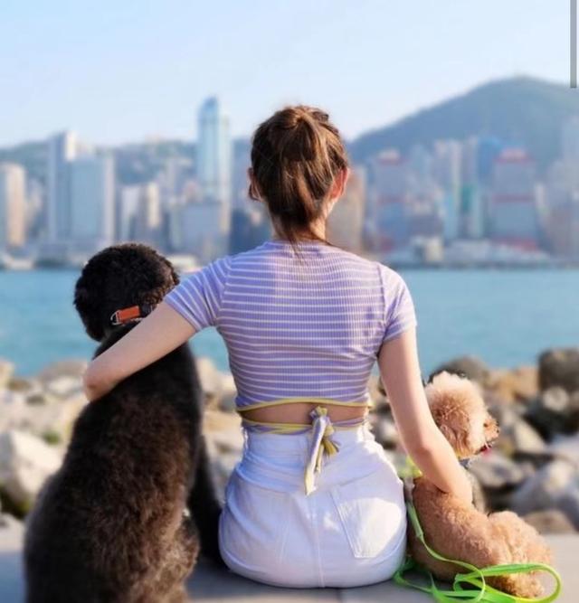 挨打赢得美人归?TVB小生疑与富贵主播恋情曝光,曾疑争女被打伤休闲区蓝鸢梦想 - Www.slyday.coM 挨打赢得美人归?TVB小生疑与富贵主播恋情曝光,曾疑争女被打伤休闲区蓝鸢梦想 - Www.slyday.coM