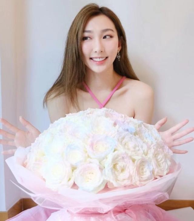 挨打赢得美人归?TVB小生疑与富贵主播恋情曝光,曾疑争女被打伤休闲区蓝鸢梦想 - Www.slyday.coM 挨打赢得美人归?TVB小生疑与富贵主播恋情曝光,曾疑争女被打伤休闲区蓝鸢梦想 - Www.slyday.coM