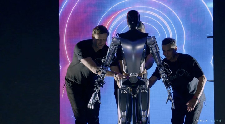 特斯拉 AI DAY 2022:马斯克造出了那个会跳舞的机器人,还透露了他的下一步计划休闲区蓝鸢梦想 - Www.slyday.coM 特斯拉 AI DAY 2022:马斯克造出了那个会跳舞的机器人,还透露了他的下一步计划休闲区蓝鸢梦想 - Www.slyday.coM