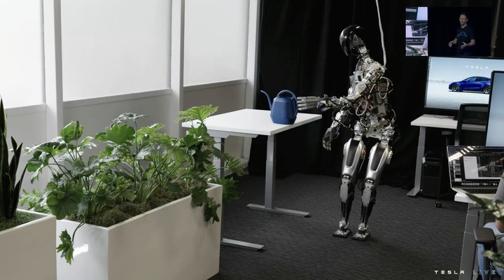 特斯拉 AI DAY 2022:马斯克造出了那个会跳舞的机器人,还透露了他的下一步计划休闲区蓝鸢梦想 - Www.slyday.coM 特斯拉 AI DAY 2022:马斯克造出了那个会跳舞的机器人,还透露了他的下一步计划休闲区蓝鸢梦想 - Www.slyday.coM