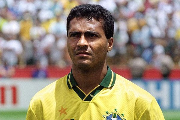 终结了20年的中锋断档期,今年巴西是否可以再夺大力神杯?休闲区蓝鸢梦想 - Www.slyday.coM 终结了20年的中锋断档期,今年巴西是否可以再夺大力神杯?休闲区蓝鸢梦想 - Www.slyday.coM