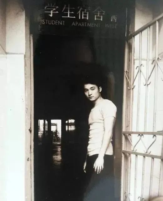 还记得《武林外传》里的喻恩泰吗?揩油女演员?休闲区蓝鸢梦想 - Www.slyday.coM 还记得《武林外传》里的喻恩泰吗?揩油女演员?休闲区蓝鸢梦想 - Www.slyday.coM