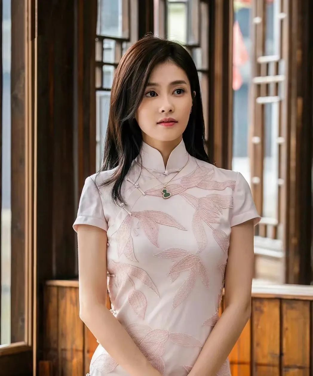 内娱古偶妆造终于要卷起来了?休闲区蓝鸢梦想 - Www.slyday.coM 内娱古偶妆造终于要卷起来了?休闲区蓝鸢梦想 - Www.slyday.coM