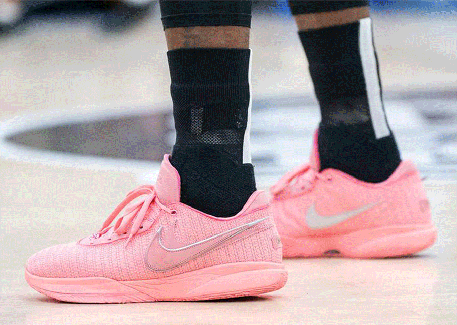 等了十年又十年!那个男人终于盼来了这样的一双鞋!休闲区蓝鸢梦想 - Www.slyday.coM 等了十年又十年!那个男人终于盼来了这样的一双鞋!休闲区蓝鸢梦想 - Www.slyday.coM