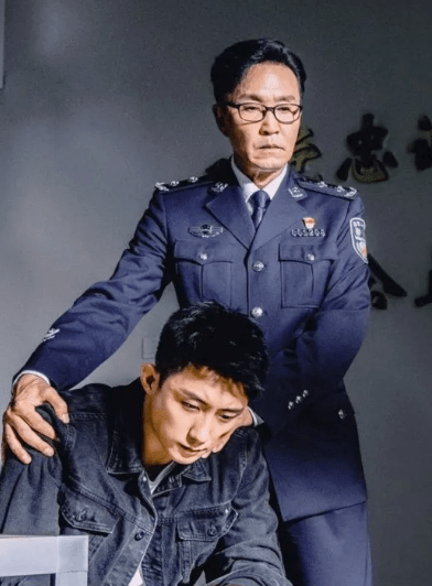 靠资源“砸”出来的5位演员,他们会心虚吗?休闲区蓝鸢梦想 - Www.slyday.coM 靠资源“砸”出来的5位演员,他们会心虚吗?休闲区蓝鸢梦想 - Www.slyday.coM