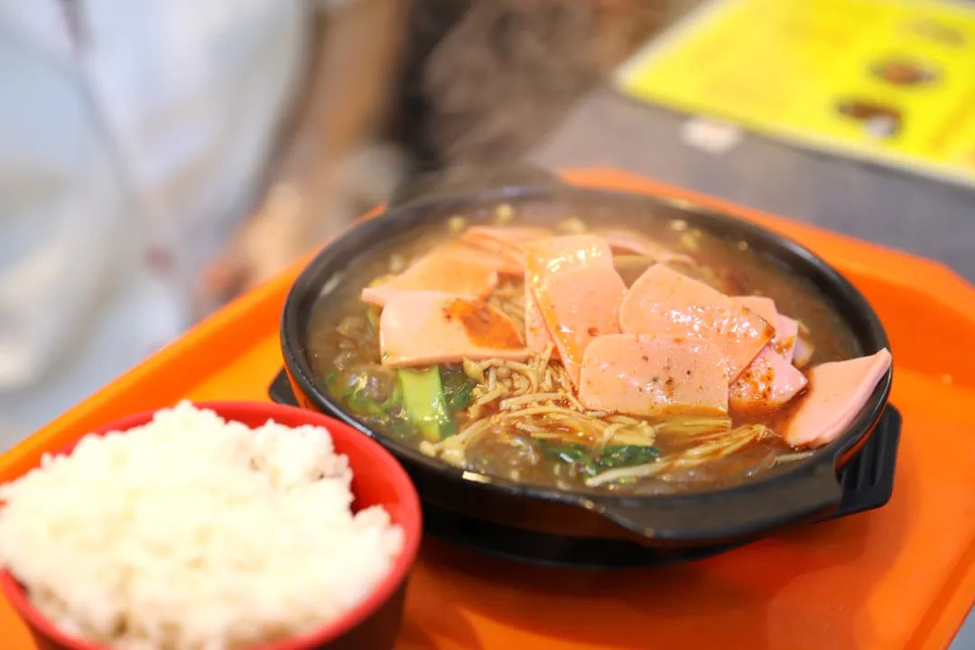 在“世界美食之都”淮安上大学,是什么体验?休闲区蓝鸢梦想 - Www.slyday.coM 在“世界美食之都”淮安上大学,是什么体验?休闲区蓝鸢梦想 - Www.slyday.coM