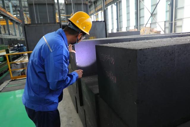 奔波在车间的“国庆节”,是这种体验休闲区蓝鸢梦想 - Www.slyday.coM 奔波在车间的“国庆节”,是这种体验休闲区蓝鸢梦想 - Www.slyday.coM