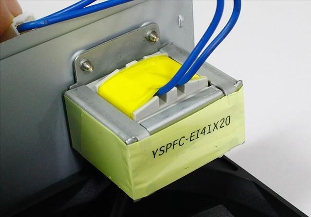 万能的铁块:山寨电源玩的可以有多野?休闲区蓝鸢梦想 - Www.slyday.coM 万能的铁块:山寨电源玩的可以有多野?休闲区蓝鸢梦想 - Www.slyday.coM