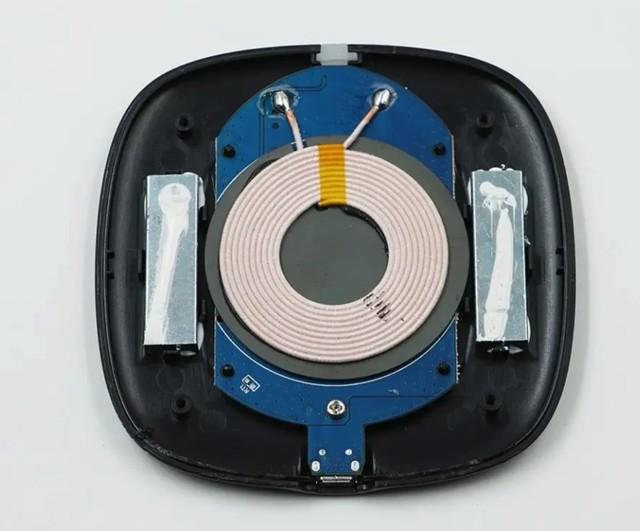 万能的铁块:山寨电源玩的可以有多野?休闲区蓝鸢梦想 - Www.slyday.coM 万能的铁块:山寨电源玩的可以有多野?休闲区蓝鸢梦想 - Www.slyday.coM