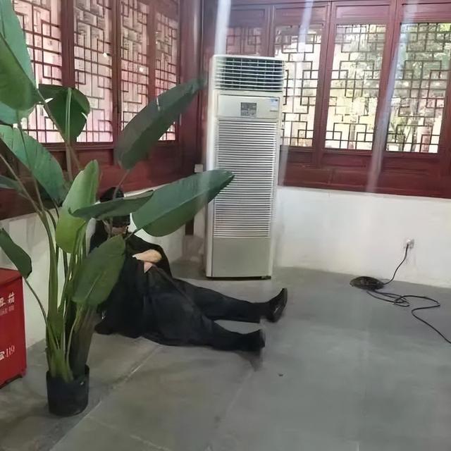 他们又双叒叕上热搜了!《护一个你》幕后花絮大放送休闲区蓝鸢梦想 - Www.slyday.coM 他们又双叒叕上热搜了!《护一个你》幕后花絮大放送休闲区蓝鸢梦想 - Www.slyday.coM