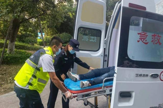 连云港公安:国庆假期,细数不期而遇的温暖瞬间……休闲区蓝鸢梦想 - Www.slyday.coM 连云港公安:国庆假期,细数不期而遇的温暖瞬间……休闲区蓝鸢梦想 - Www.slyday.coM