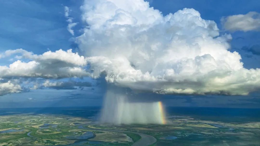 来自天空的“吹风机”有多可怕?休闲区蓝鸢梦想 - Www.slyday.coM 来自天空的“吹风机”有多可怕?休闲区蓝鸢梦想 - Www.slyday.coM